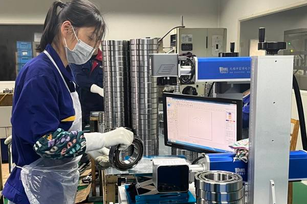 雕銑機(jī)主軸換軸承多少錢？影響因素有哪些？